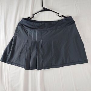 Athleta Skort Women Gray Polyester Spandex Pleated Active Tennis Running Short